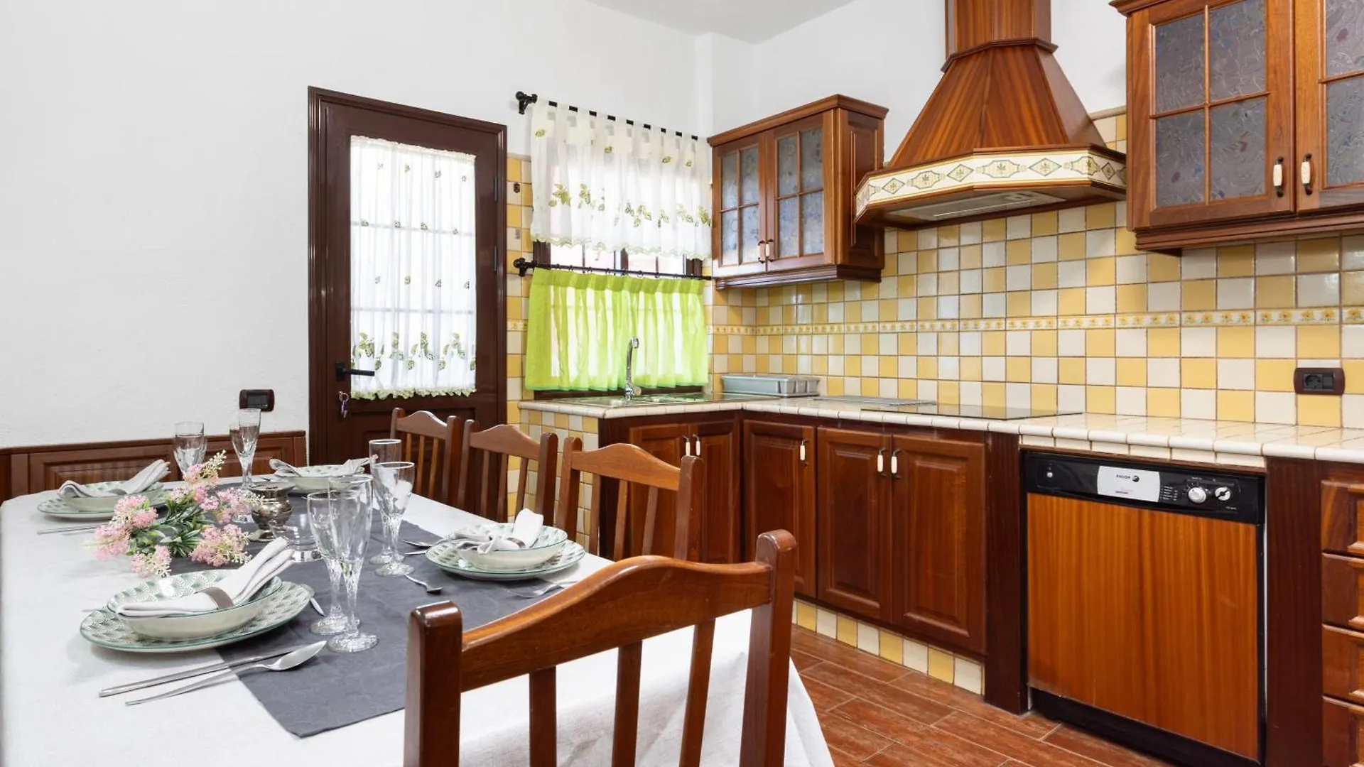 Live Santa Ursula My Dream Apartment